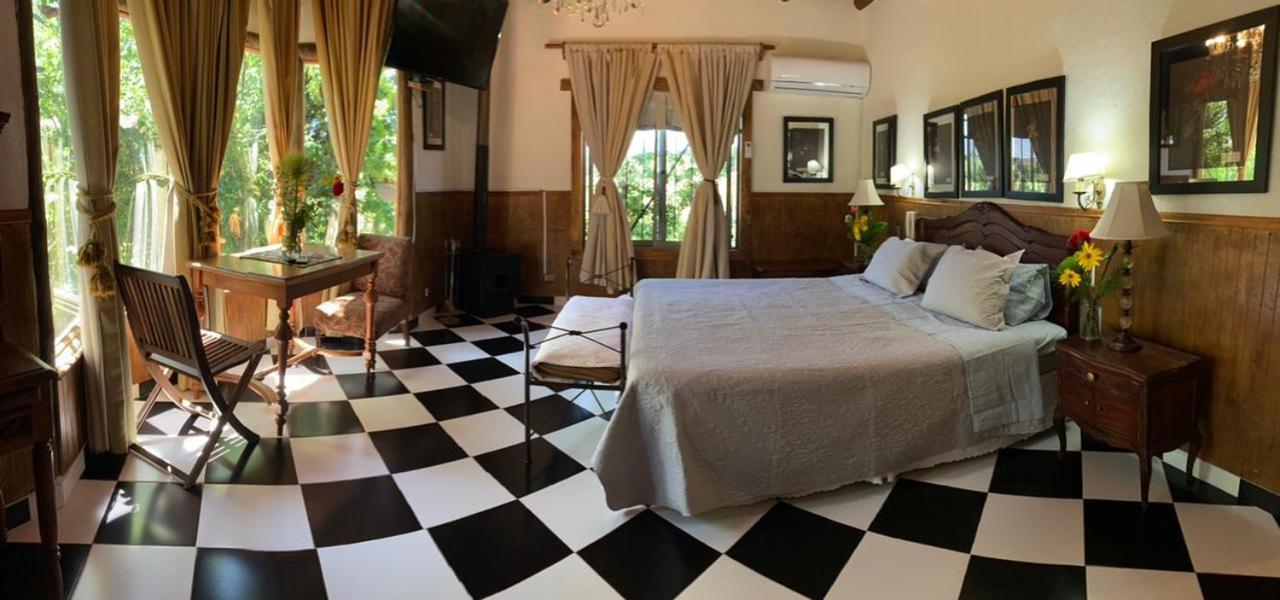 Hotel Vendimia Parador سانتا كروز المظهر الخارجي الصورة